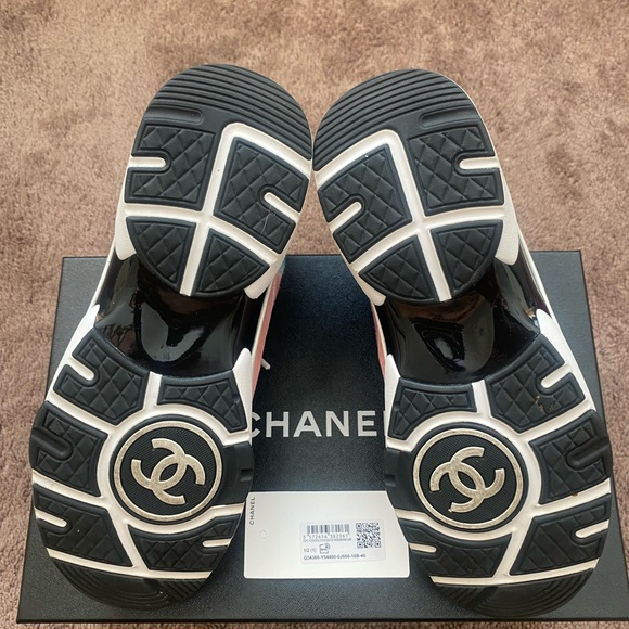 L@@K ! CHANEL MULTI COLOR SNEAKER SZ 40 - Picture 5 of 8